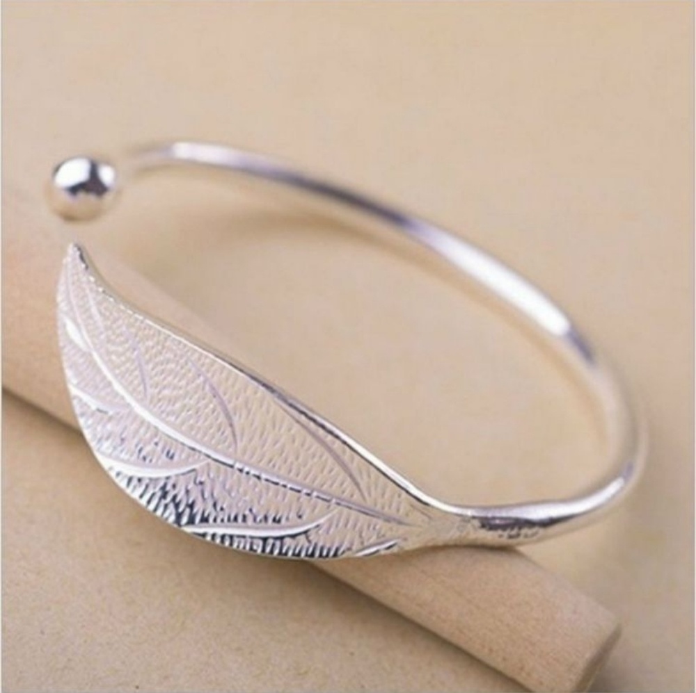 Elegant Sterling Silver Leaf Bangle Bracelet